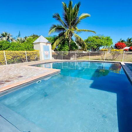 Au Bord De L'Eau La Saline Les Bains Apartment Ngoại thất bức ảnh