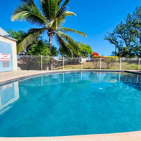 Au Bord De L'Eau La Saline Les Bains Apartment Ngoại thất bức ảnh